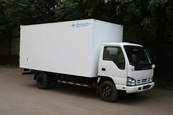 Бортовой автомобиль isuzu nqr71